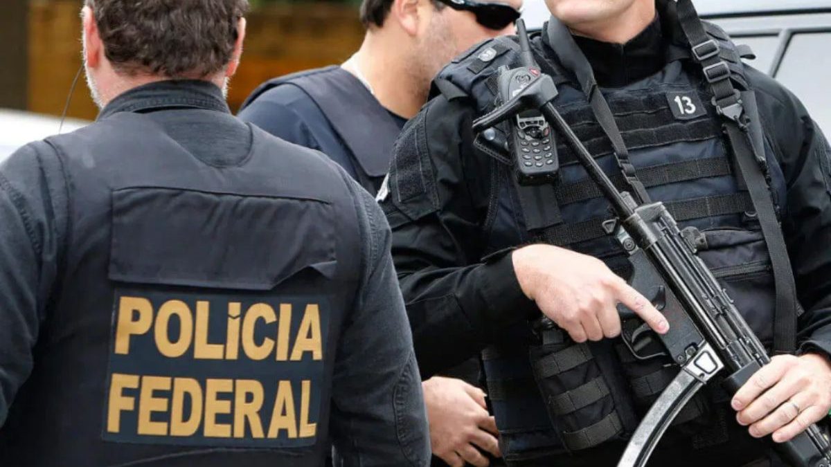PF cumpre mandados contra suspeitos de desviar R$ 308 milhões em acordo envolvendo empresa de telefonia