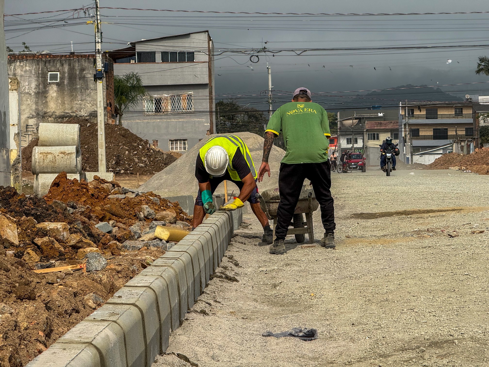 Obras da Avenida Prefeito Meirinho avançam com definição da geometria