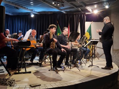 Big Band Brusque homenageia Aldo Krieger em semana dedicada ao músico