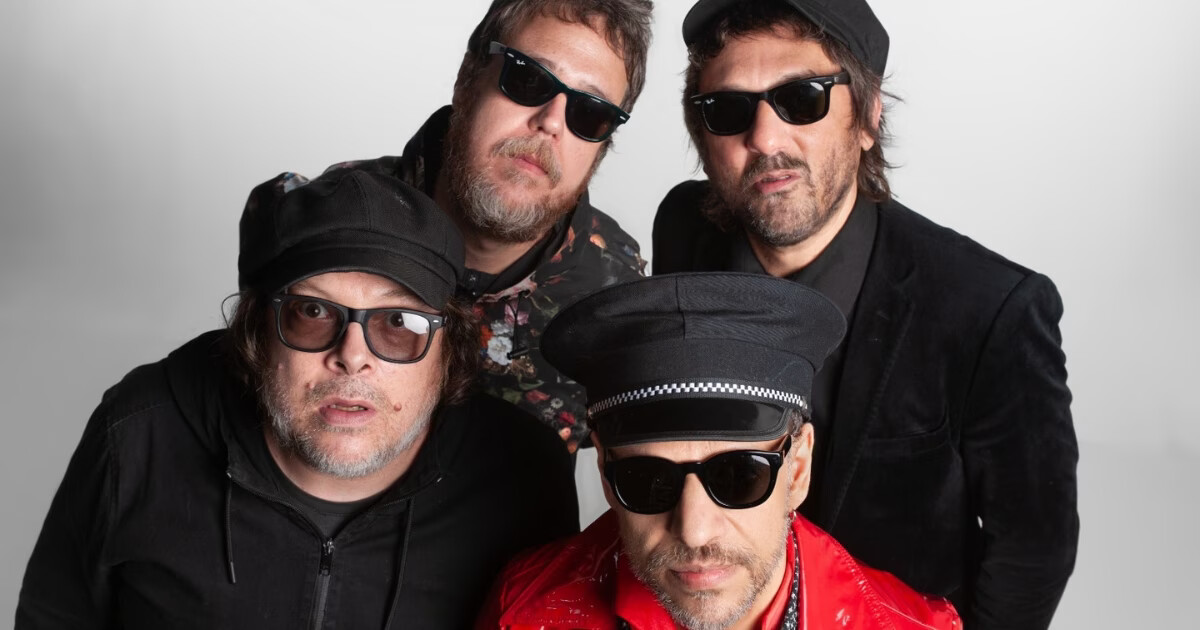 Rock na Praça acontece neste sábado com show da Cachorro Grande, em Brusque