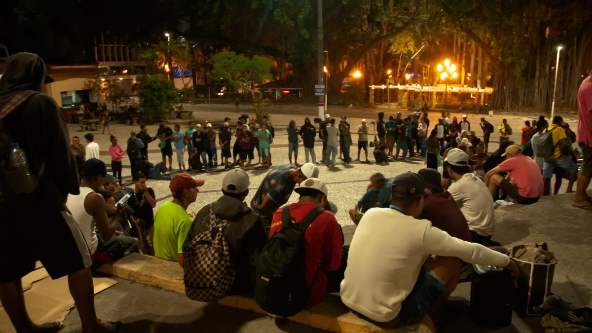 Justiça Federal mantém suspenso decreto sobre doação de alimentos a população de rua em Florianópolis