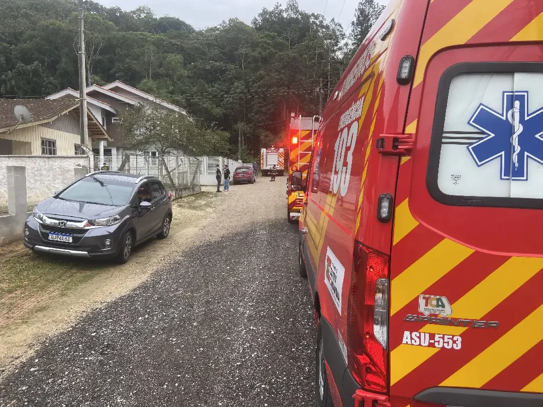 Bombeiros são acionados após princípio de incêndio no São Pedro