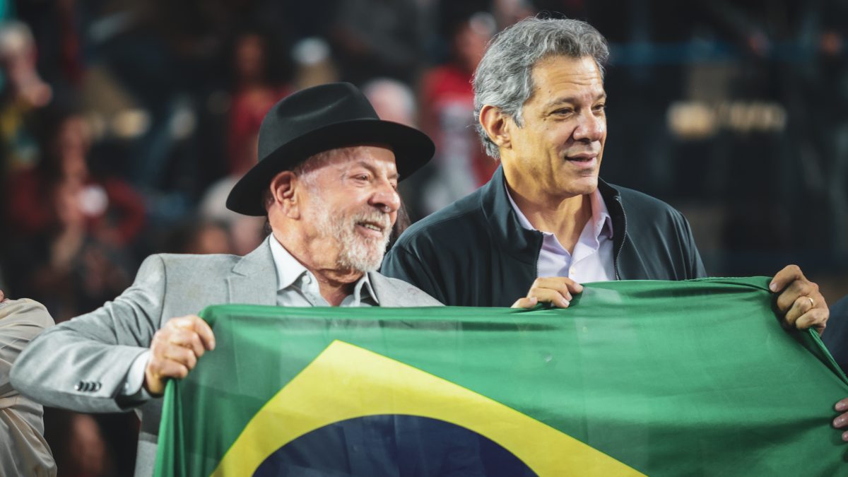 Governo Lula como vitrine: Nova estratégia de Haddad pode ofuscar a própria candidatura em SP?