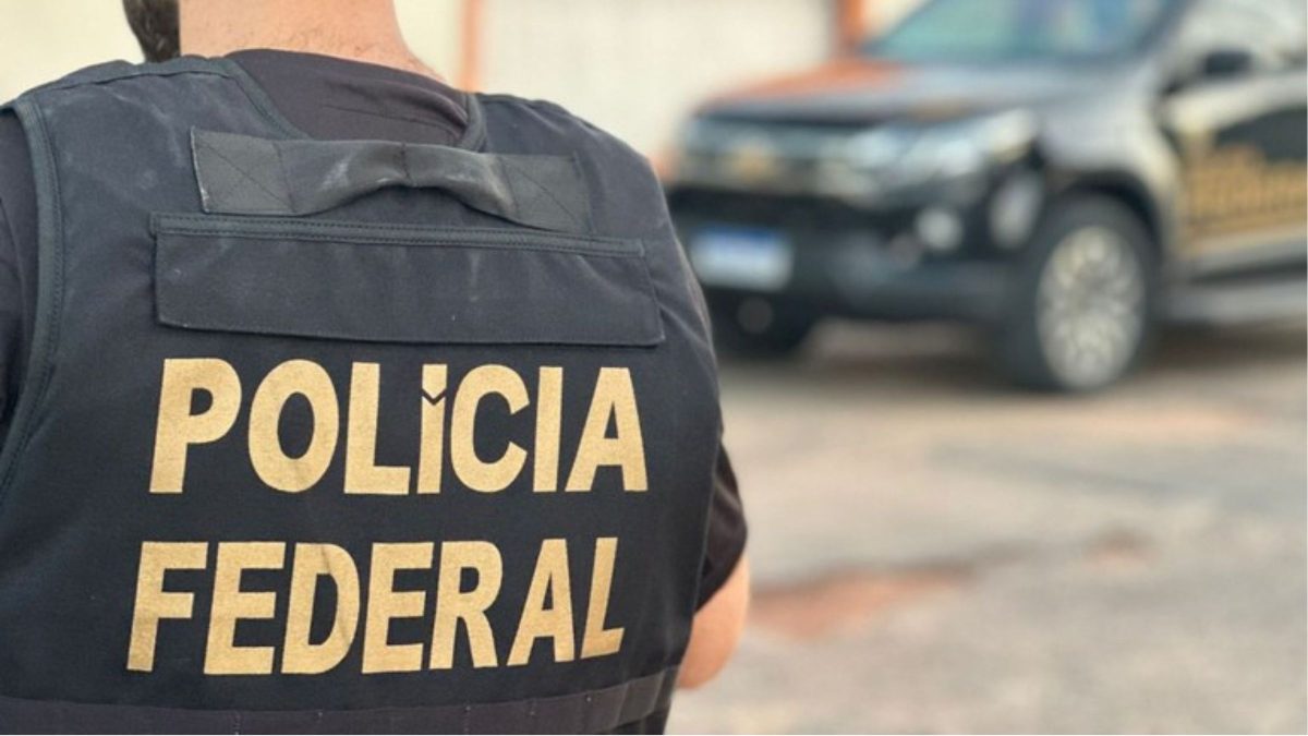 Mulher é presa suspeita de exploração sexual em esquema de tráfico de pessoas em SC