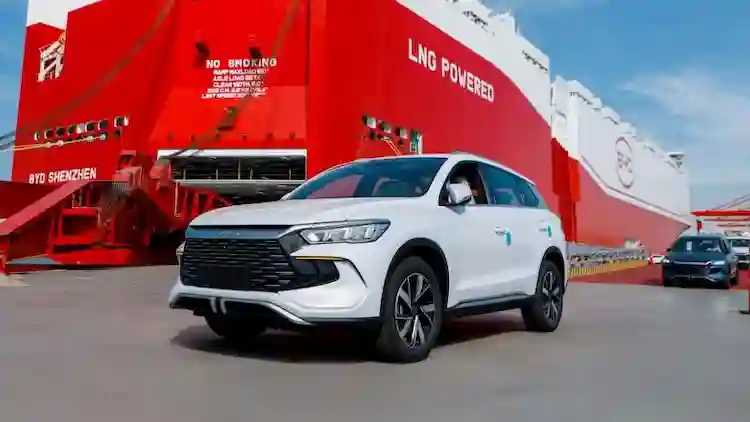 Brasil lidera importação de carros da China, e Porto de Itajaí ganha destaque