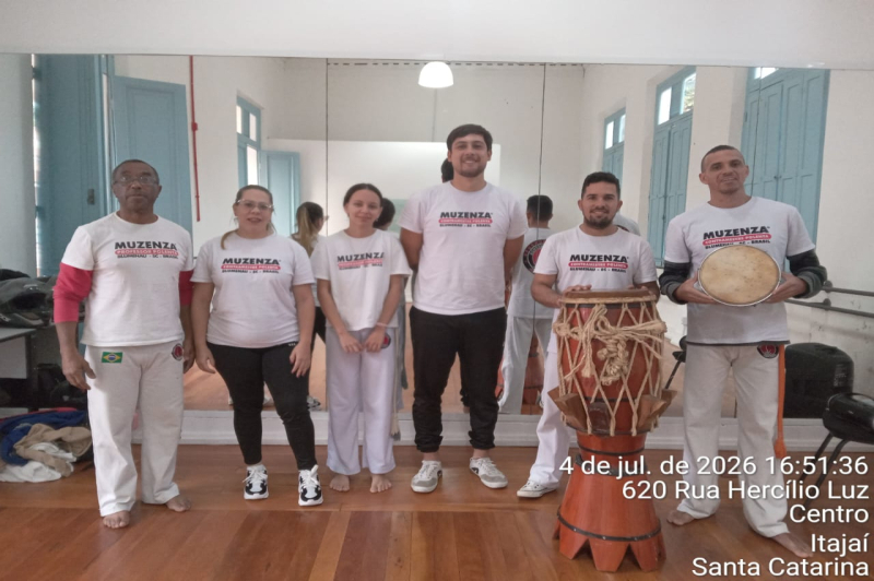 Programa Aqui Tem Arte promove oficina de capoeira de Angola