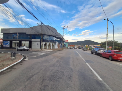 Evento de motociclistas altera o trânsito na Avenida Arno Carlos Gracher nesta sexta-feira (7)