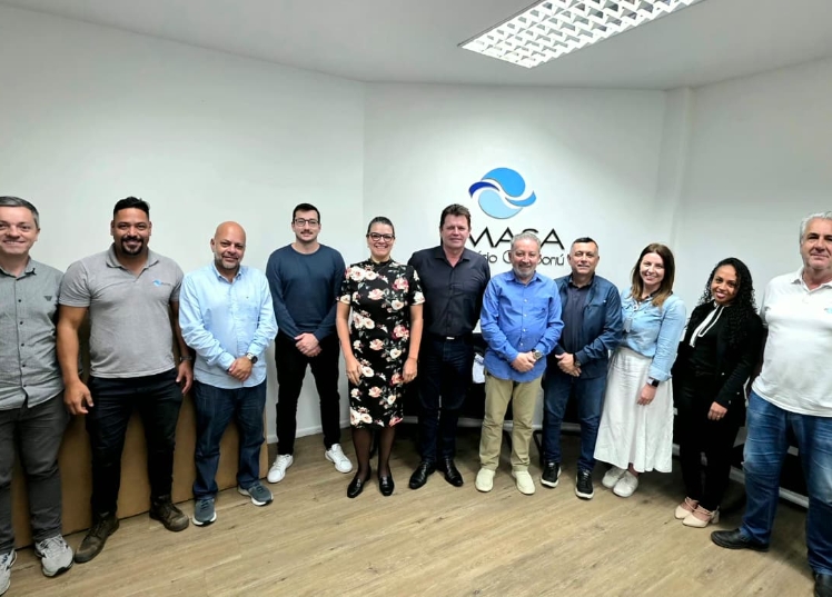 Emasa recebe representantes do serviço de água e esgoto de Jaraguá do Sul