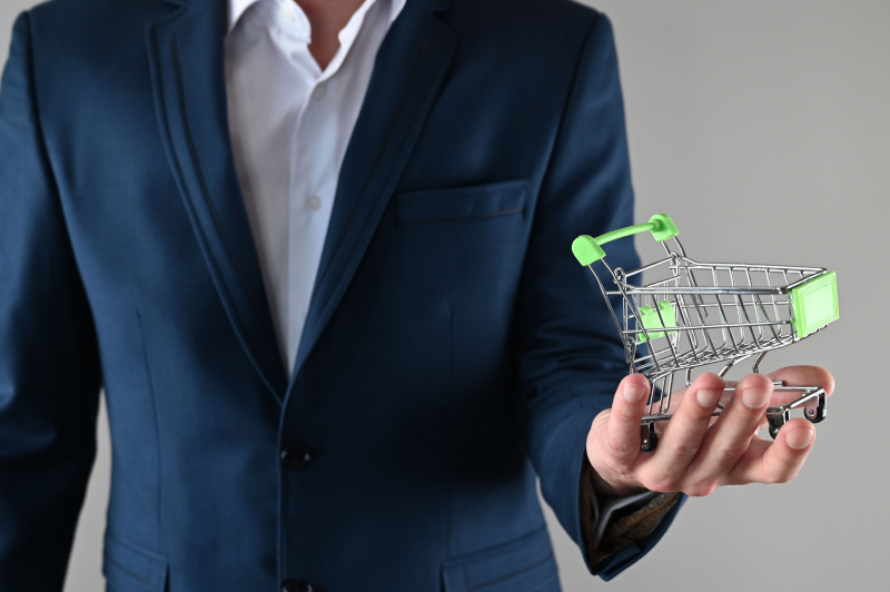 Sala do Empreendedor orienta empresas sobre como participar de compras públicas