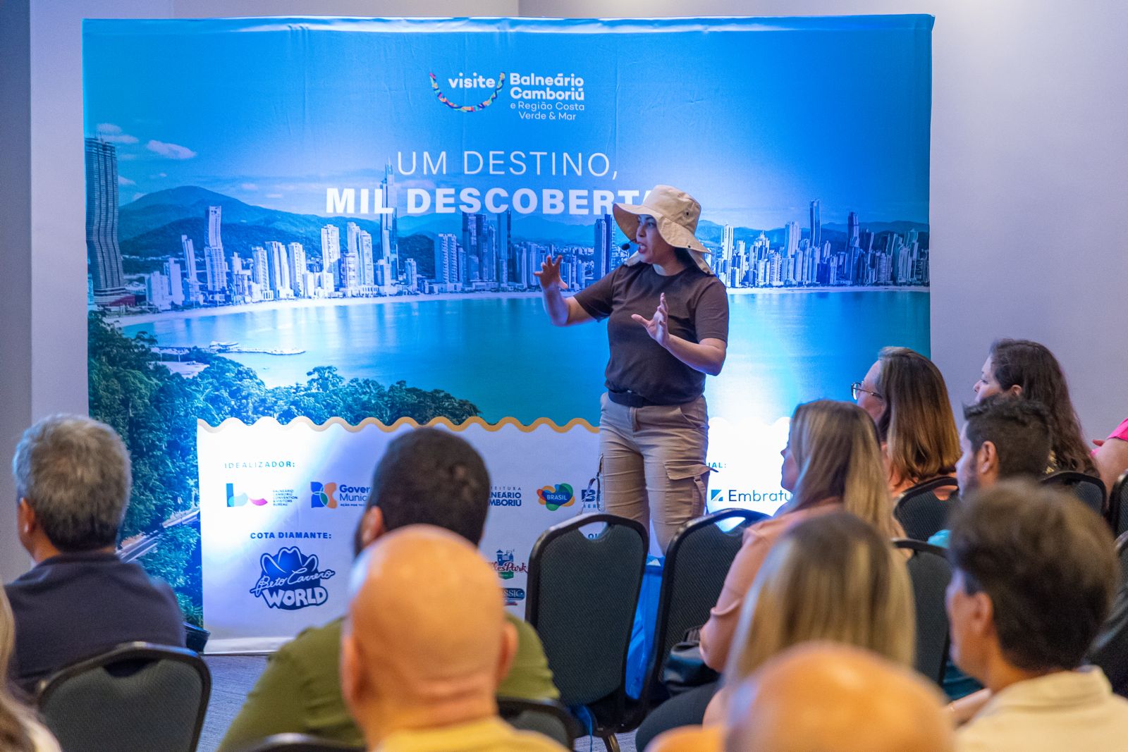 Road Show do Visite BC e Costa Verde&Mar realizou mais de seis mil atendimentos em seis cidades do Sudeste