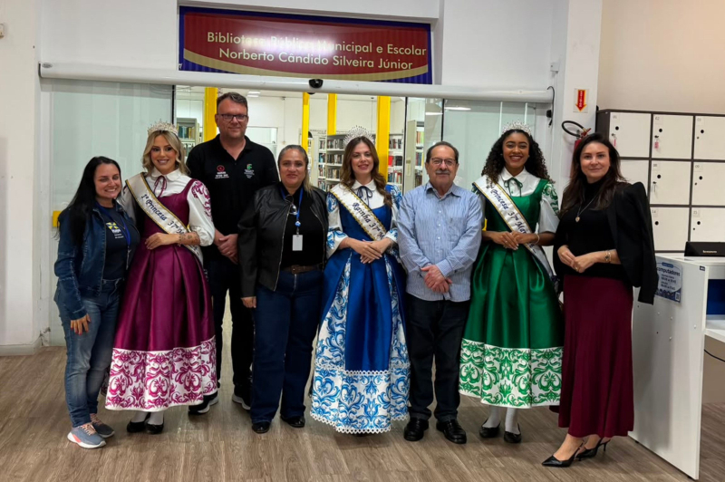 Realeza da 37ª Marejada participa de imersão sobre a história e a cultura de Itajaí
