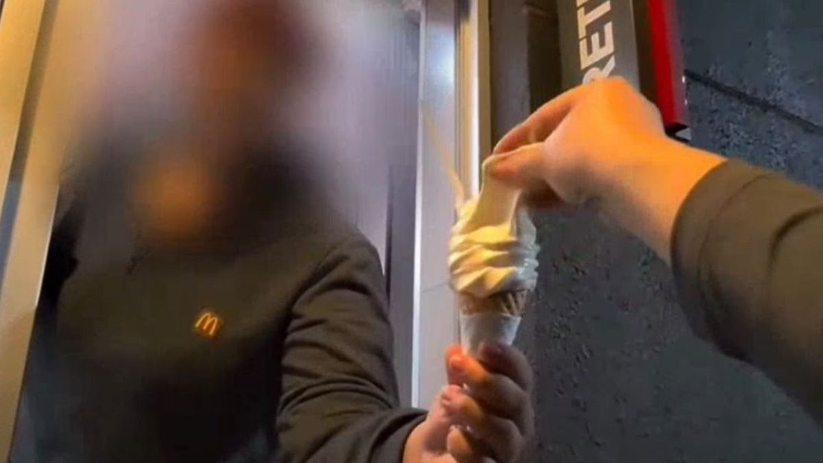 Influenciadora passa dedos em sorvete, devolve para funcionária de drive-thru em SC e vira caso de polícia