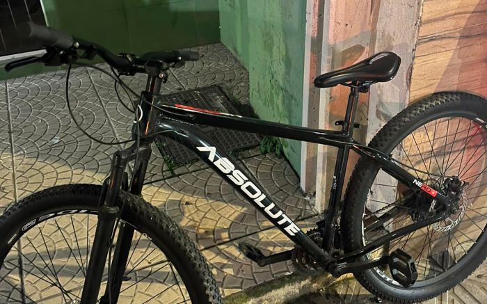 Homem é preso após largar sua bike e pegar uma novinha