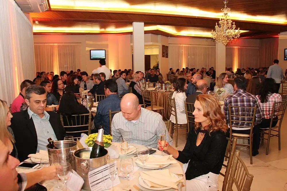 CDL Brusque promove Jantar Festivo de Dia dos Pais no dia 14 de agosto