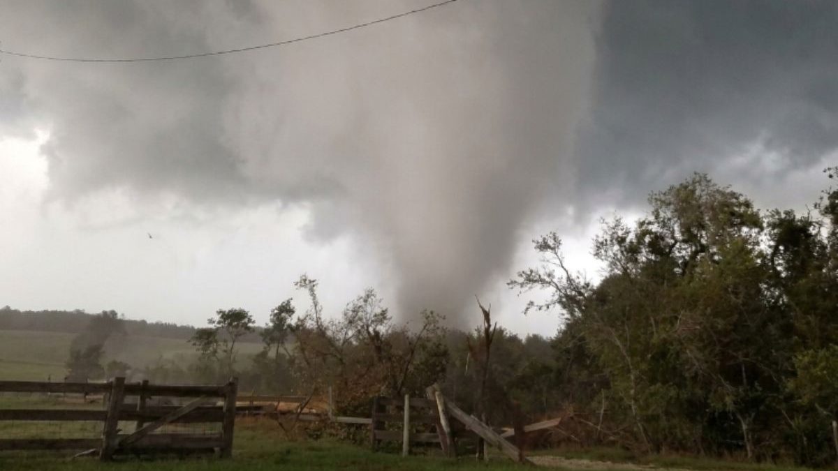 Tornado no Paraná é confirmado pela Simepar, mas detalhe importante ainda intriga os meteorologistas