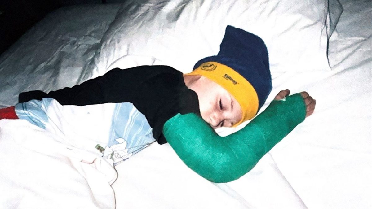 Braço quebrado sete vezes entre os 8 e 13 anos parecia apenas uma sequência de acidentes, até uma massagista dizer sete palavras que fizeram Jonathan olhar para o próprio corpo de outra maneira