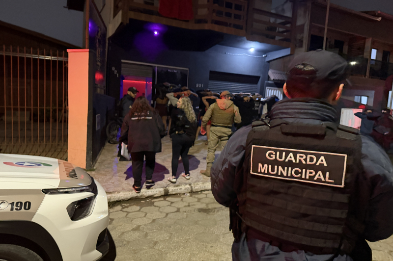 Homem é preso com 50 comprimidos de ecstasy na Operação Baco deflagrada na noite de sexta-feira (7)