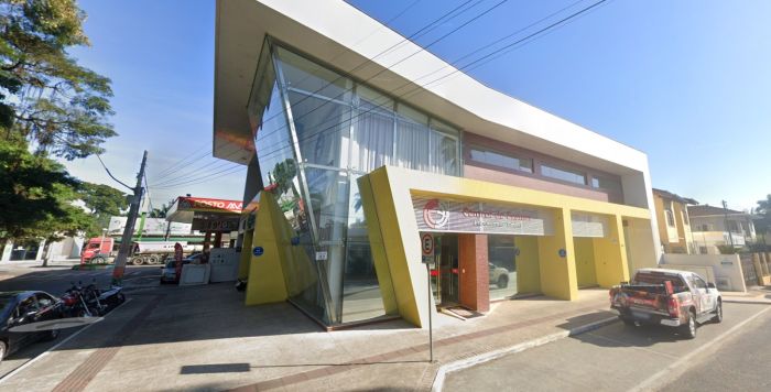 Moradora denuncia cancelamento de exames em laboratório de Camboriú