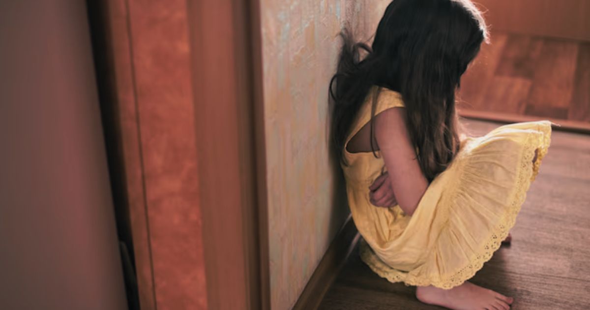 Mãe é condenada por maus-tratos contra filhos em SC após relatos de ‘agressões e consumo de álcool’