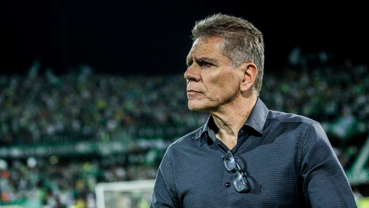 A renovação que o futebol brasileiro não deixa acontecer