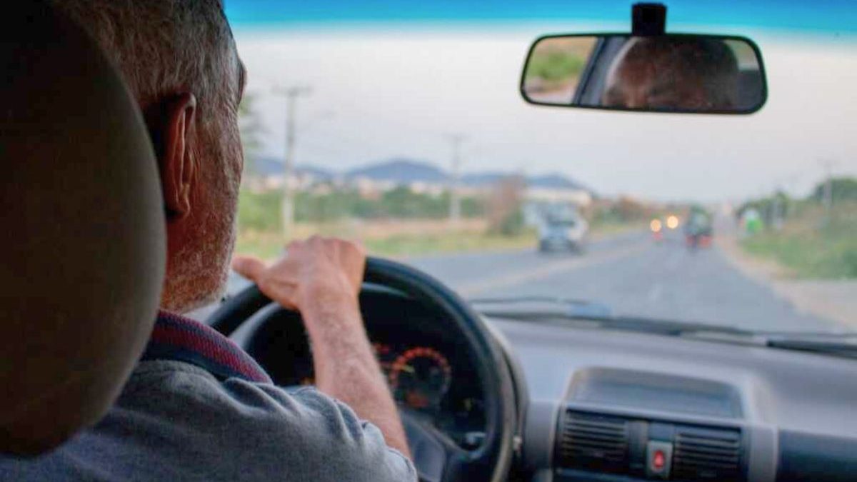 Motoristas acima de 56 anos podem aproveitar vantagem inédita no seguro do carro em 2026