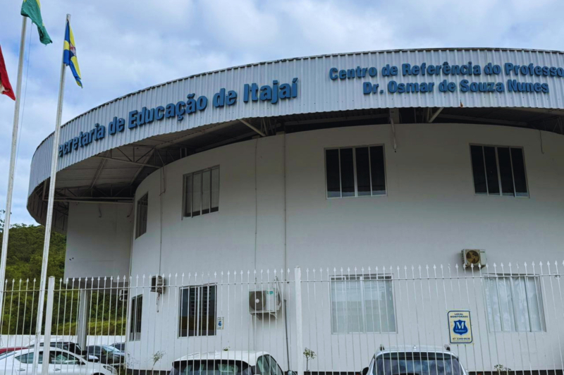Audiência pública debate proposta de PPP para infraestrutura da Rede Municipal de Ensino