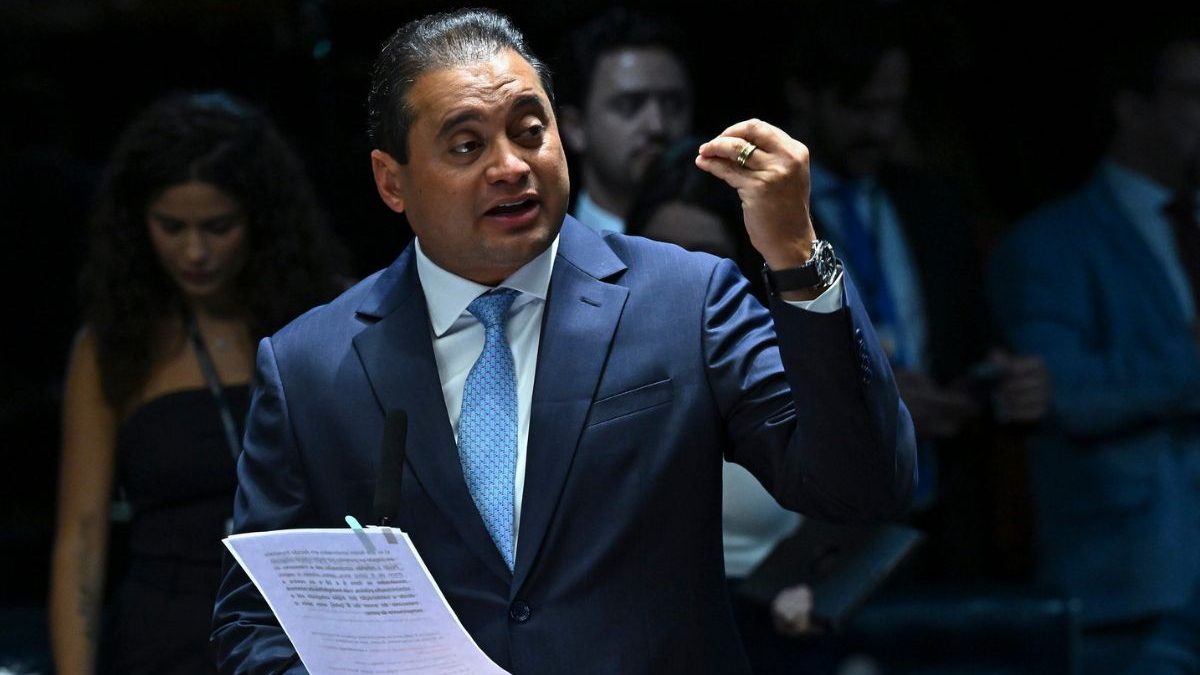 STF autoriza busca e apreensão contra senador do PDT por lavagem de dinheiro