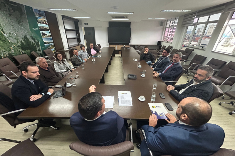 Município de Itajaí manifesta preocupação com dragagem e concessão do Complexo Portuário de Itajaí