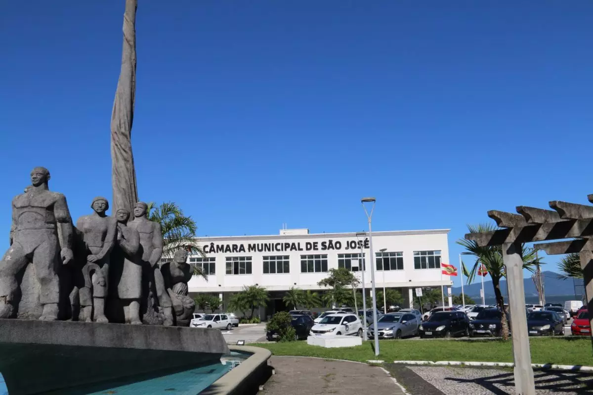 CPI do Lixo em São José retrata uma gestão desorientada e em colapso