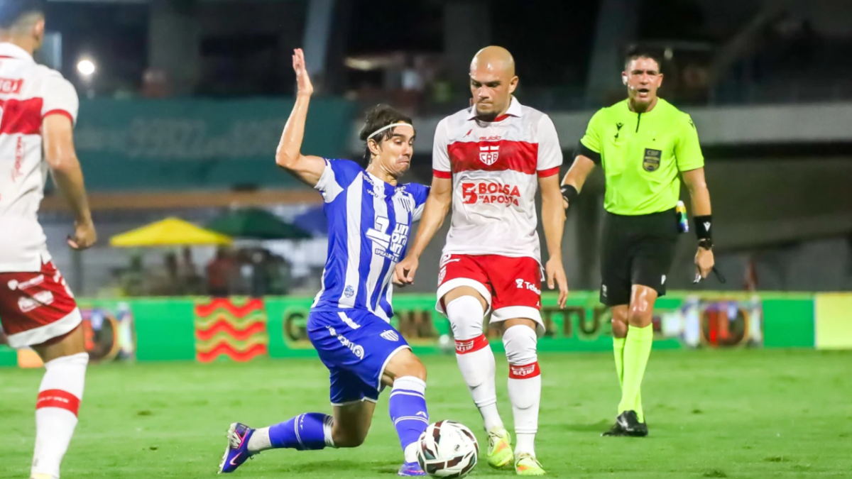 Avaí terá Vizeu, Léo Chú e mais 2 possíveis estreantes contra o CRB; veja provável time titular