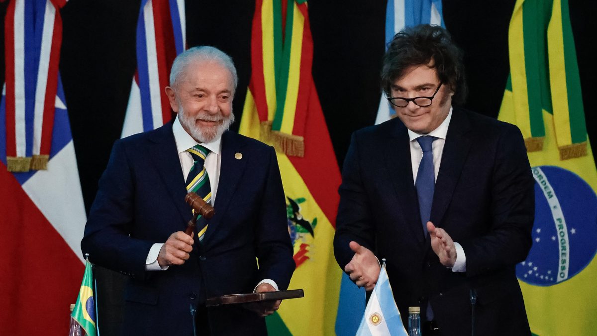 Milei compartilha mensagem de deputado americano que chama Lula de “porco”