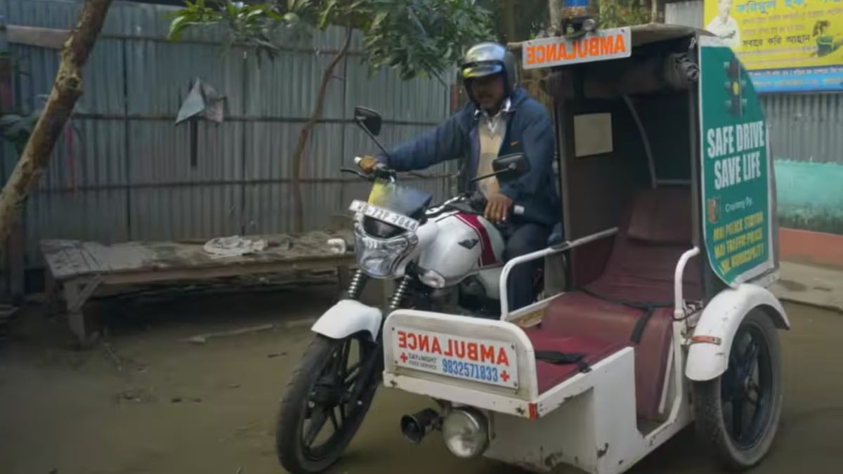 Indiano transforma moto em ambulância e atende mais de 6.500 pacientes após perder a mãe, e recebe o prêmio Padma Shri pelo trabalho
