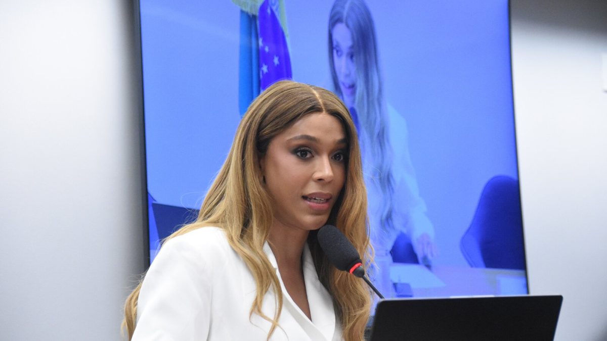 ‘Podem latir’: Erika Hilton vira alvo de processo que pode levar à perda do mandato