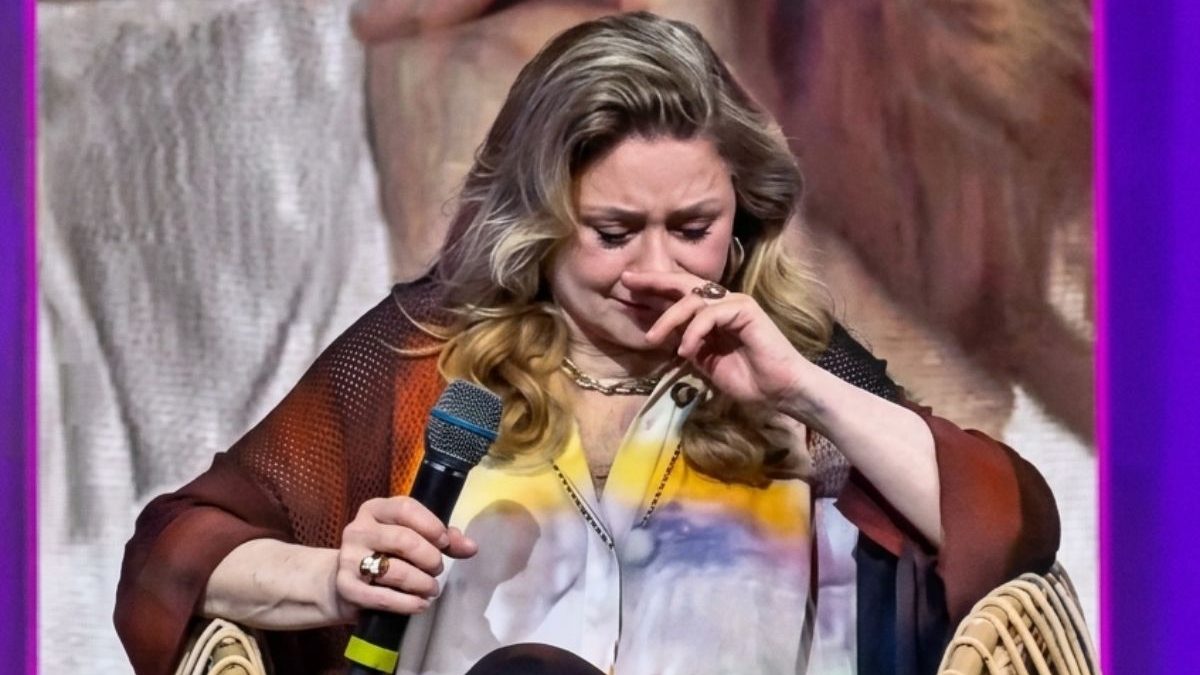 Atriz Vera Fischer abre o coração sobre perda dos pais e irmão e revela segredo para conseguir seguir em frente: ‘Preciso ter essa relação com meus filhos’