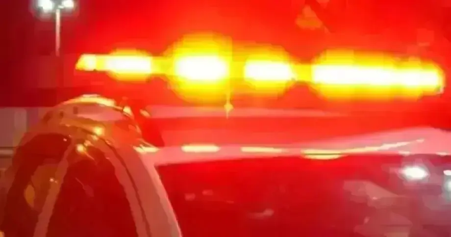 Duas pessoas ficam feridas após queda de motocicleta em Guabiruba