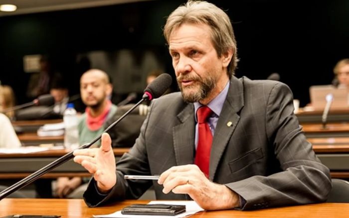 Diagnóstico confirma que deputado Pedro Uczai sofreu um AVC