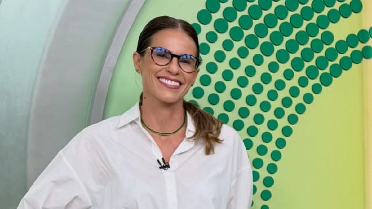 Demitida ao chegar no trabalho, jornalista Joanna de Assis vira primeiro alvo de onda de mudanças na Globo
