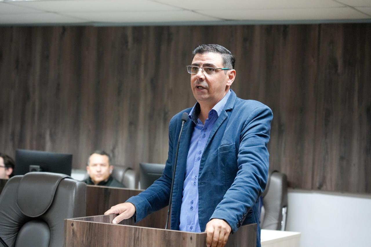 Câmara aprova crédito de R$ 750 mil para Fundação de Esportes e empossa suplente
