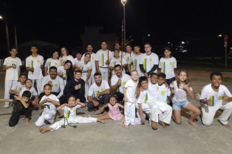 Capoezade 2026 reúne capoeiristas e crianças em Itajaí