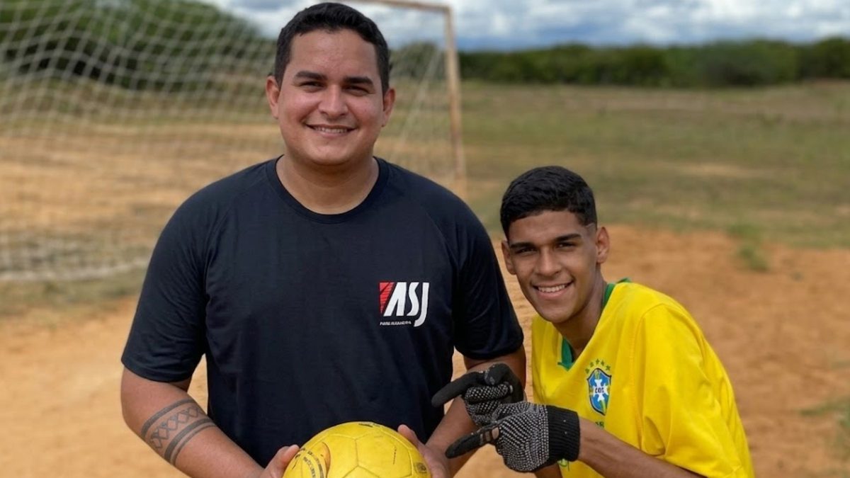 ‘Deus é muito bom’: ex-empresário de Luva de Pedreiro reage após vitória milionária na Justiça