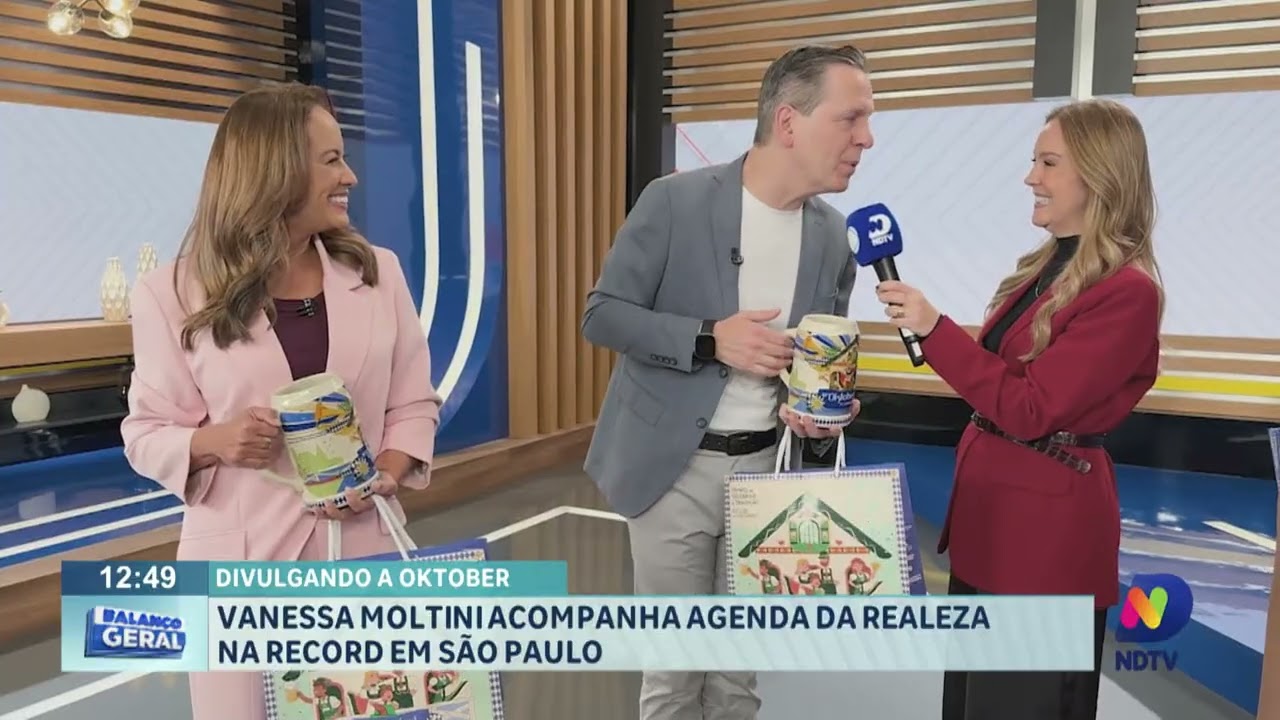 Divulgando a Oktober: Vanessa Moltini acompanha agenda da realeza na Record, em São Paulo