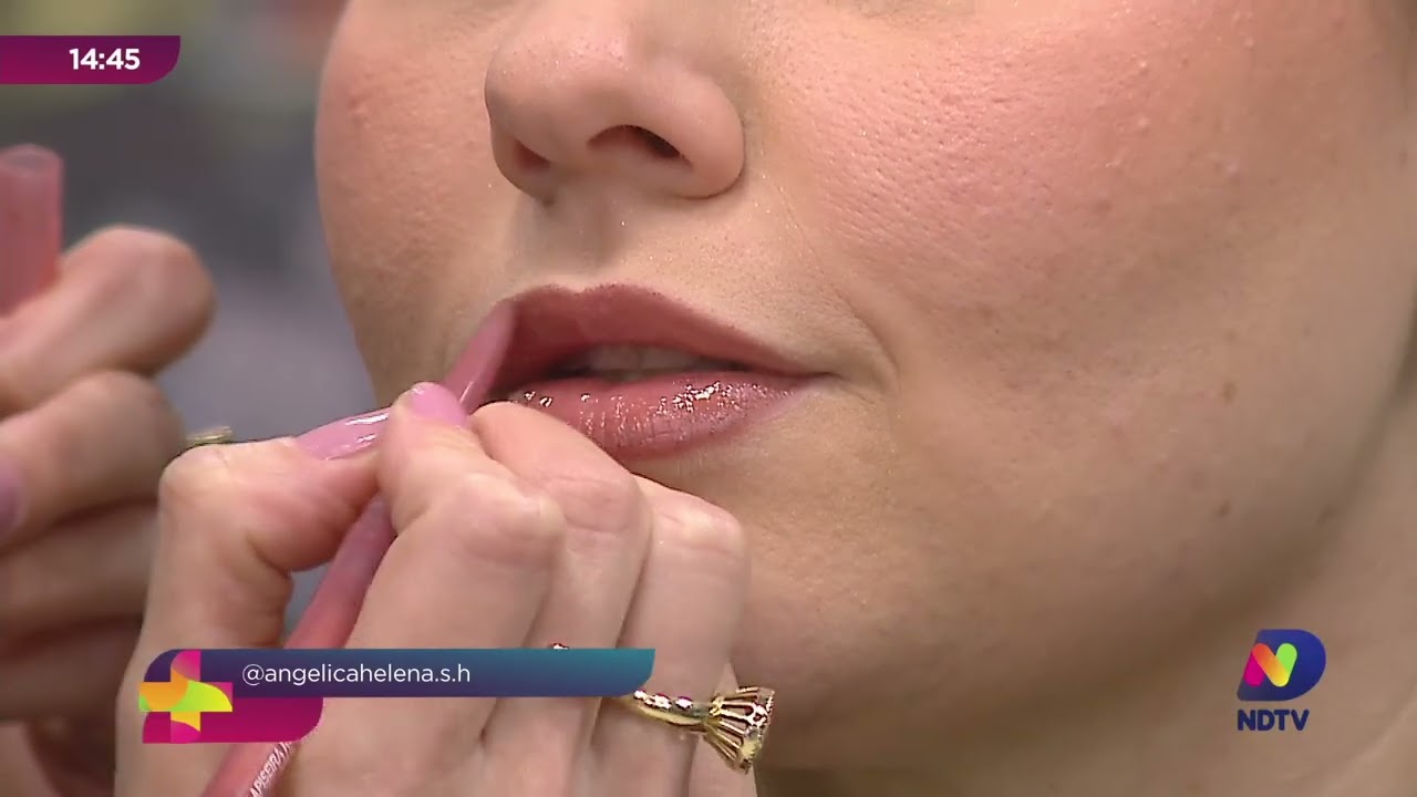 Boca definida: aprenda a preparar os lábios e fazer o lip combo