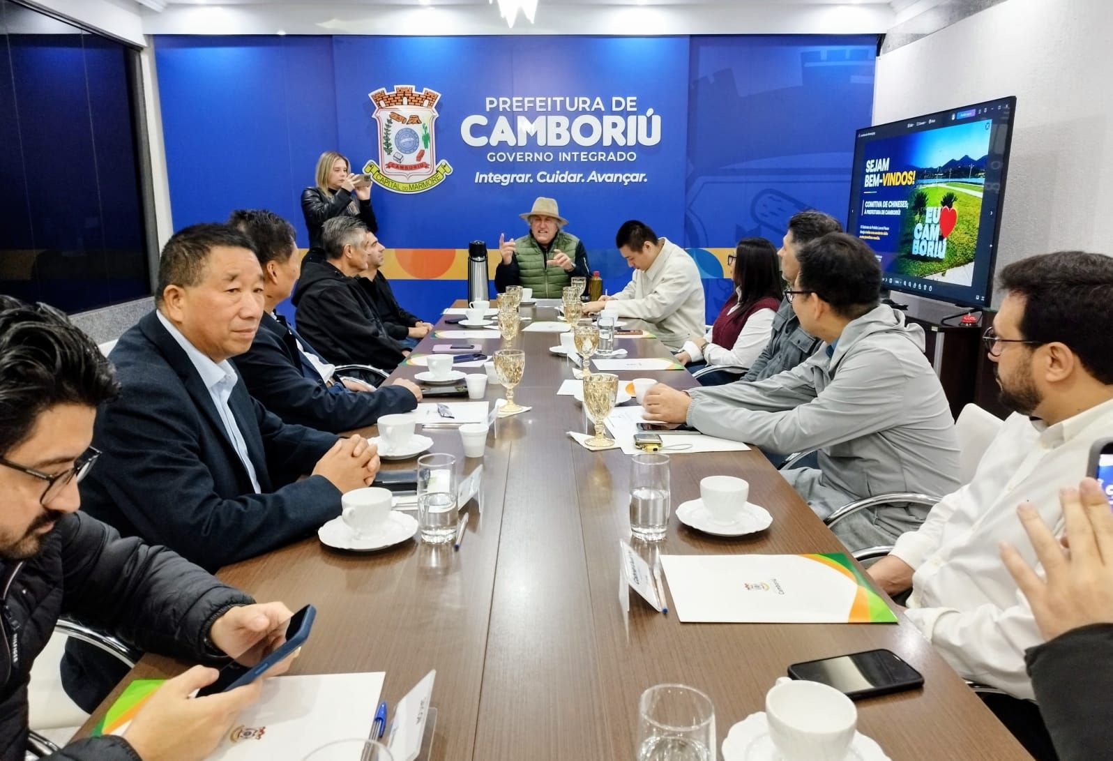 Camboriú recebe comitiva de empresários chineses e abre diálogo para novos negócios e parcerias