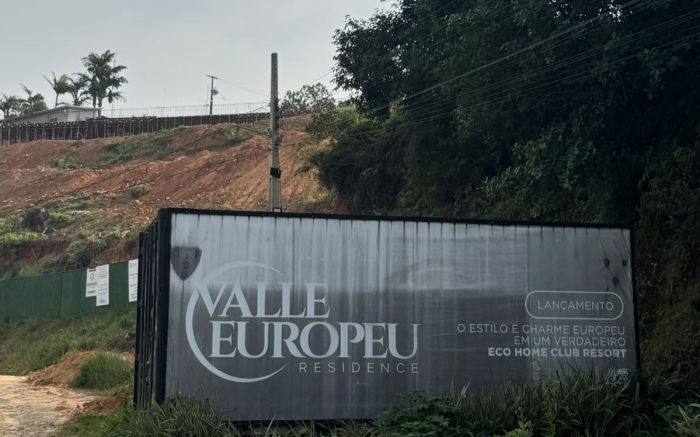 Condomínio de R$ 380 mil atrasa e construtora quer mais dois anos de prazo