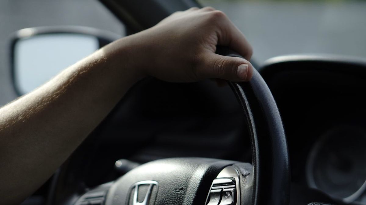 Câmara aprova projeto que permite a PCD comprar carro de até R$ 250 mil totalmente sem imposto
