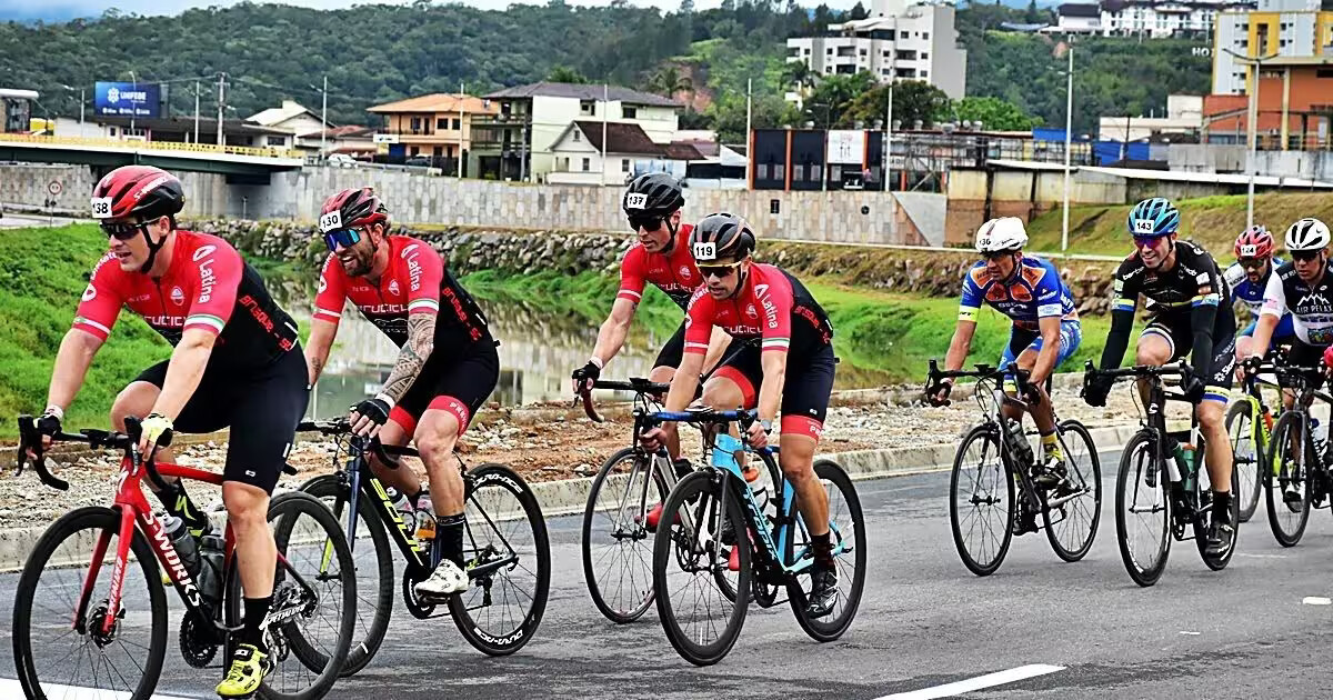 Brusque recebe a 17ª Volta Ciclística neste fim de semana; saiba como se inscrever
