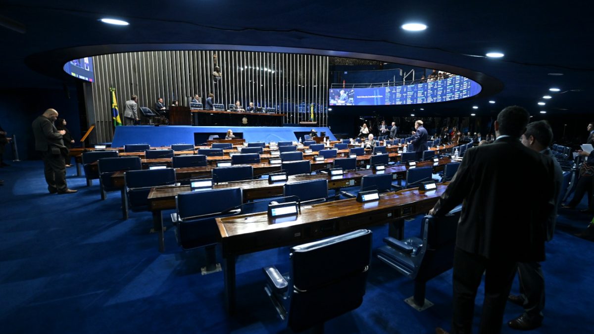 Senado concentra votação e autoriza US$ 1,5 bilhão em crédito externo