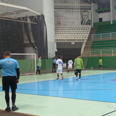 JACOB entra na reta decisiva com rodada de futsal, futebol suíço e finais do dominó