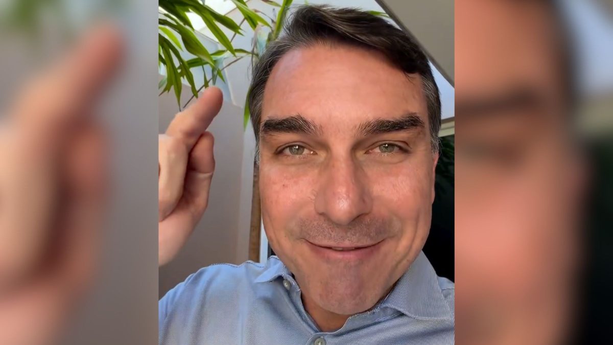 Flávio Bolsonaro reage à fraude em filiação no Missão: ‘O sistema vai tentar de tudo para me parar’