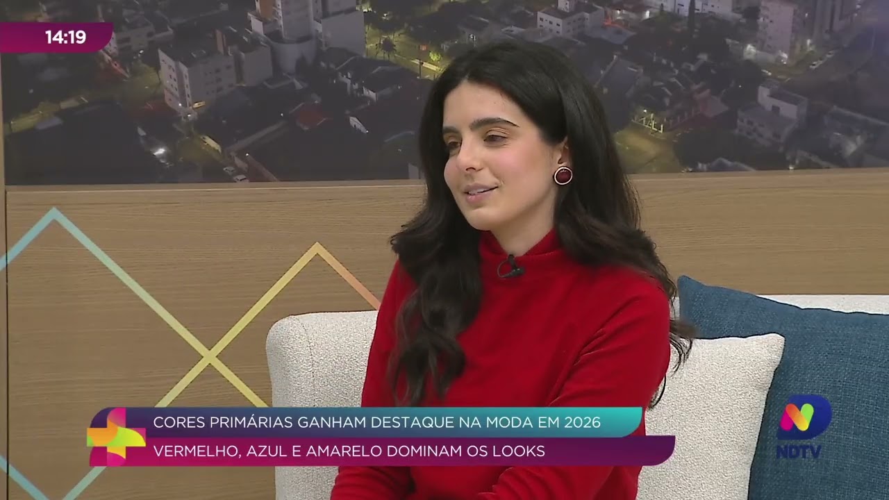 Cores primárias viram tendência e deixam os looks mais vivos